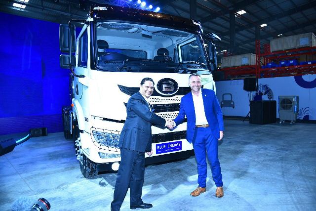 Blue Energy Motors launches India’s first LNG fuelled green truck